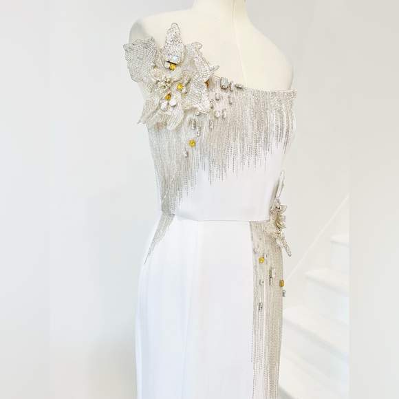 Oscar de la Renta Crystal Beaded Flower Strapless Gown Long Dress - Picture 5 of 17